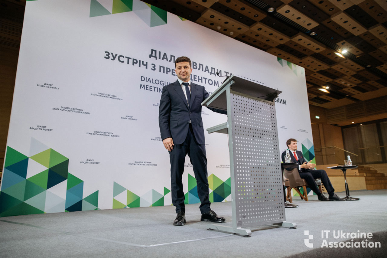 Аренда трибуна классическая Киев, Украина