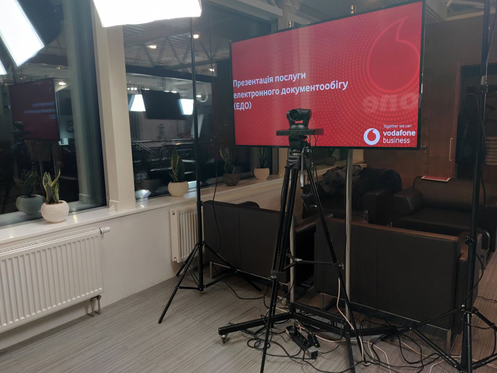 Аренда плазменная панель 65 дюймов 4к Киев, Украина