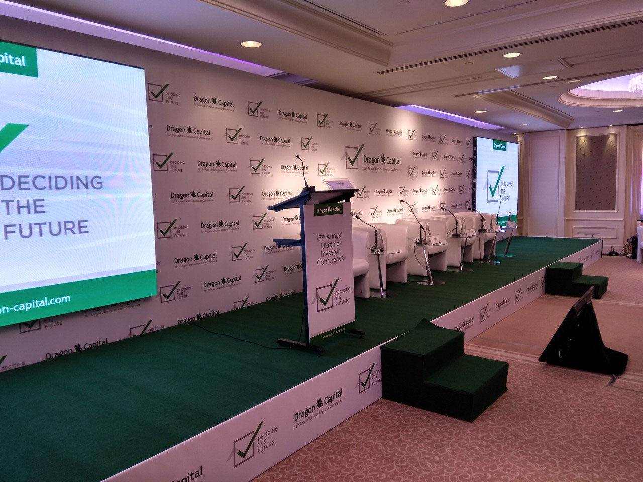 Світлодіодні екрани, послуга чи оренда. Київ, Україна. Компанія Еквіптайм