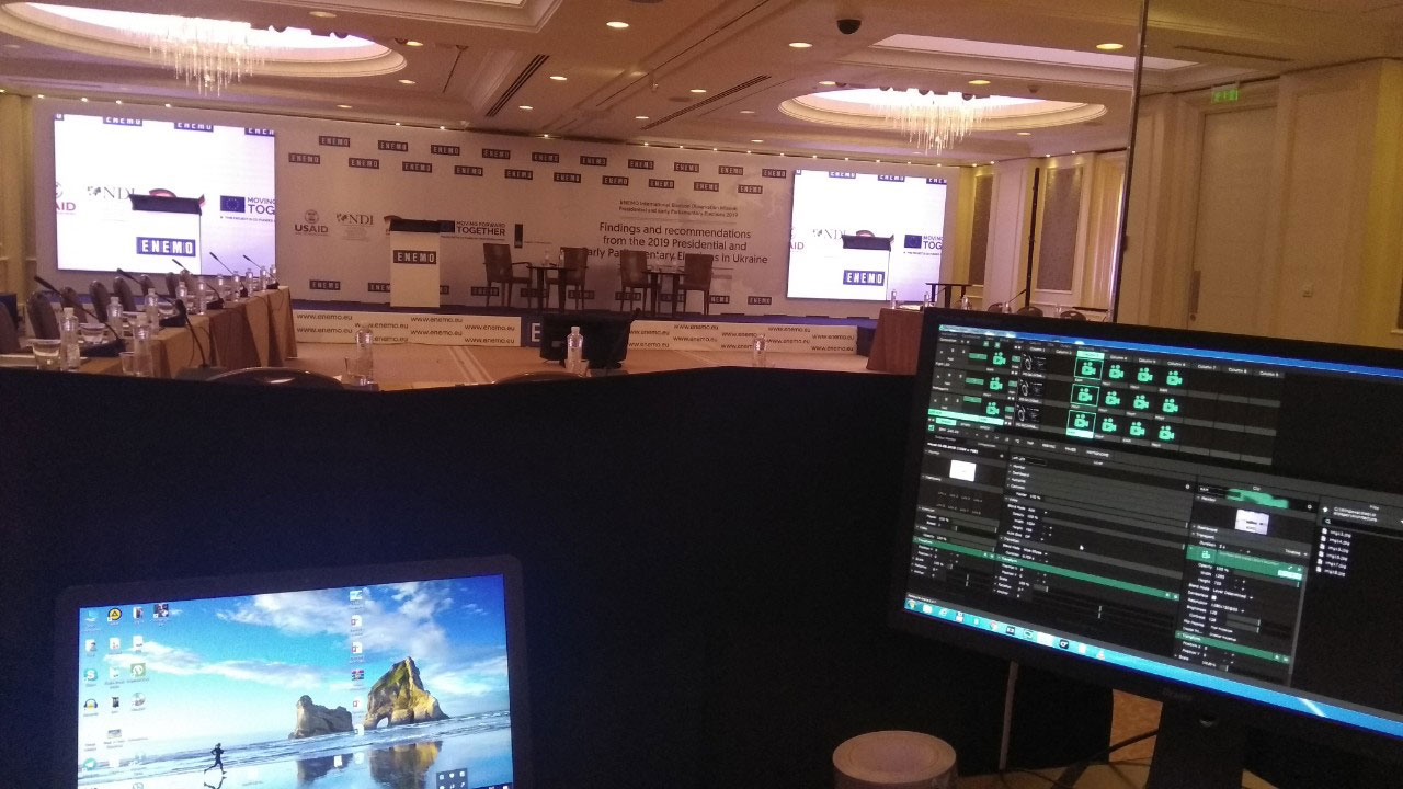 Светодиодные экраны, услуга или аренда. Киев, Украина. Компания Эквиптайм