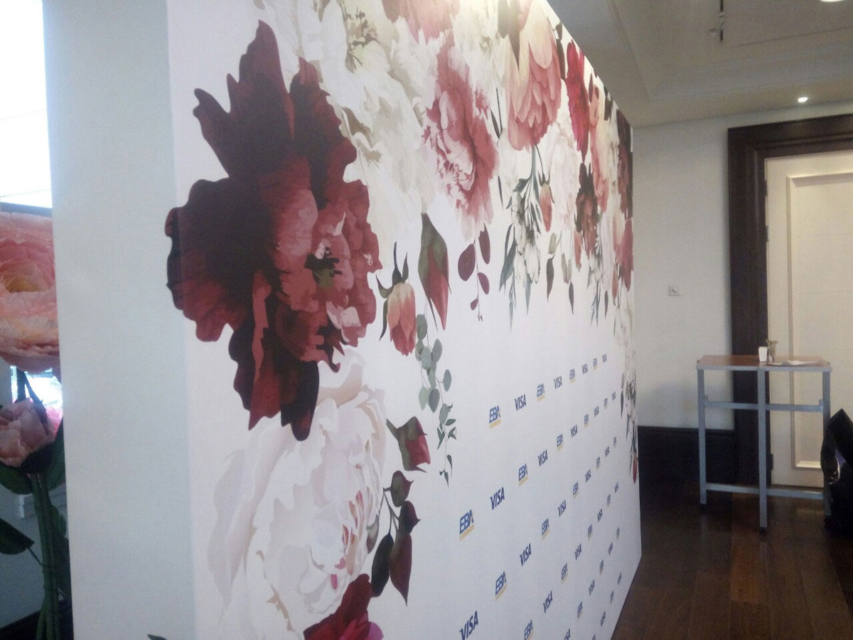 Баннер как основа для декора, услуга или аренда. Киев, Украина. Компания Эквиптайм