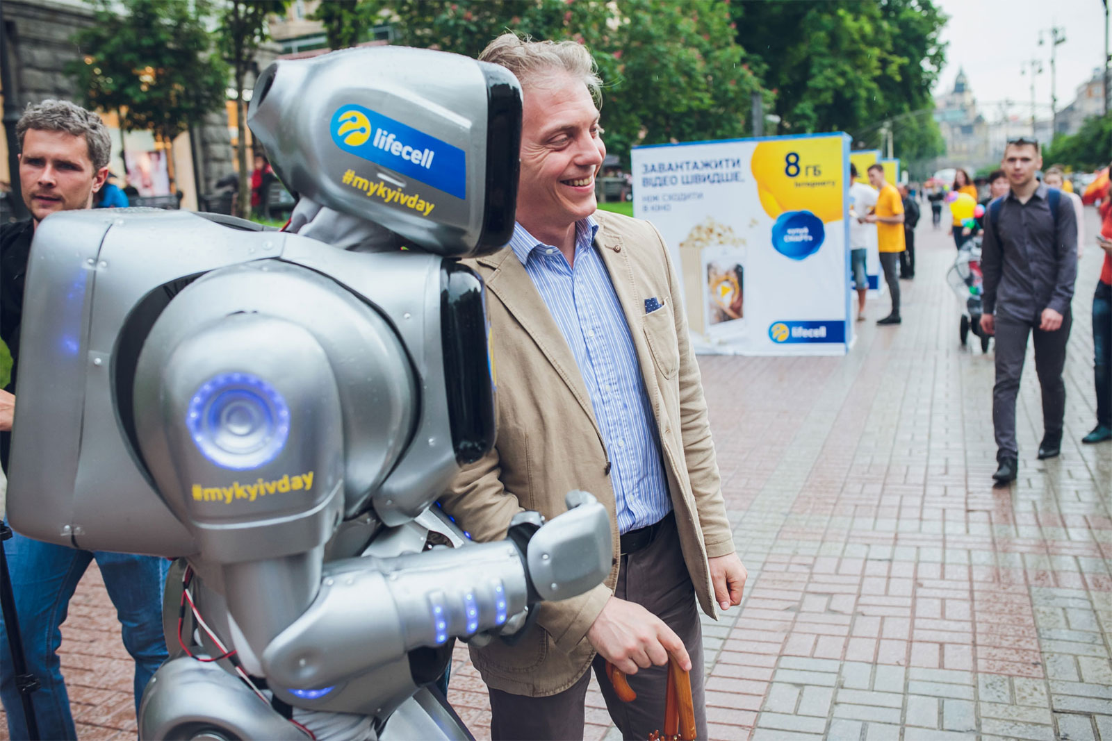 Баннер как рекламный или информационный стенд, услуга или аренда. Киев, Украина. Компания Эквиптайм