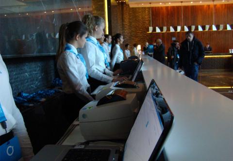 Электронная регистрация посетителей на мероприятии автоматизация выставок и конференций система регистрации и печати бейджей Киев Украина