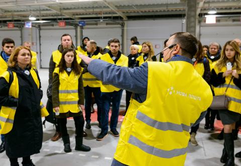 Оборудование для экскурсий, РадиоГид Киев, Украина. Экскурсионные радиосистемы в аренду