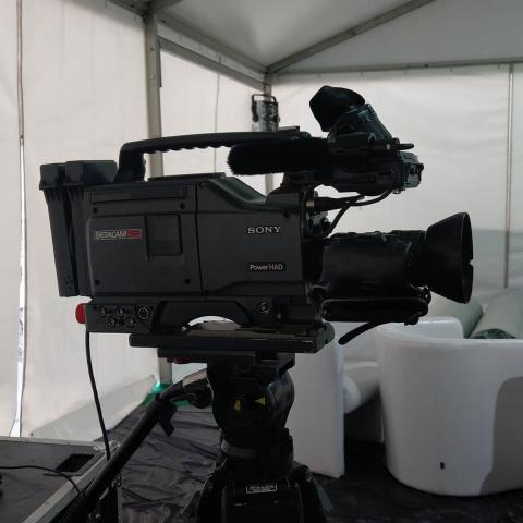 Оренда цифрова відеокамера Canon XA35 Київ, Україна