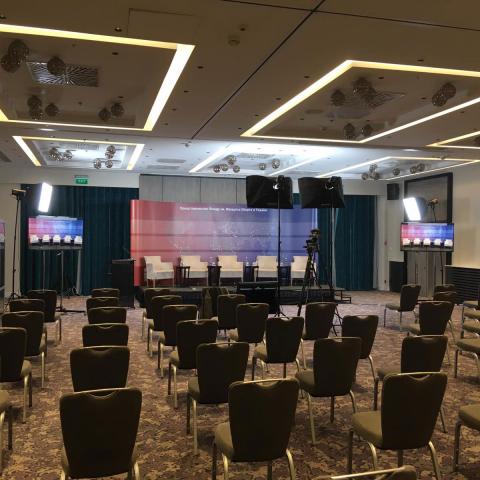 Аренда плазменная панель 65 дюймов 4к Киев, Украина